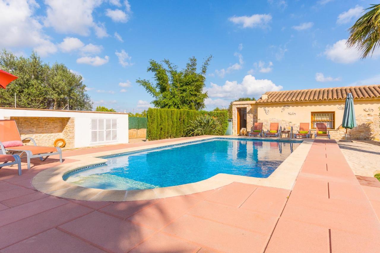 Finca Santa Eulalia Petit Villa *